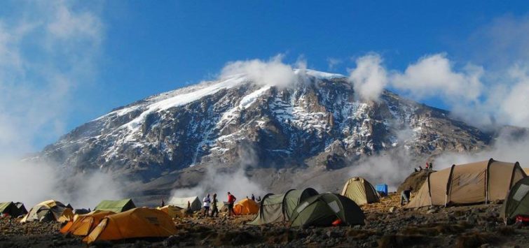 kilimanjaro trekking camp